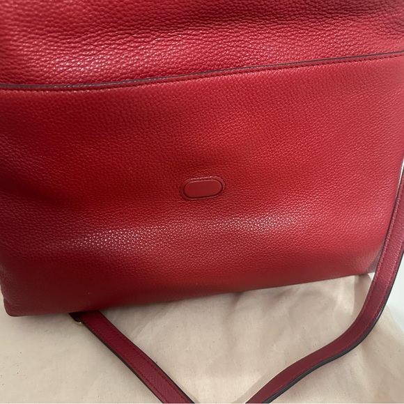 Tory Burch: Thea Red leather Pebbled Fold Over - Picture 2 of 8